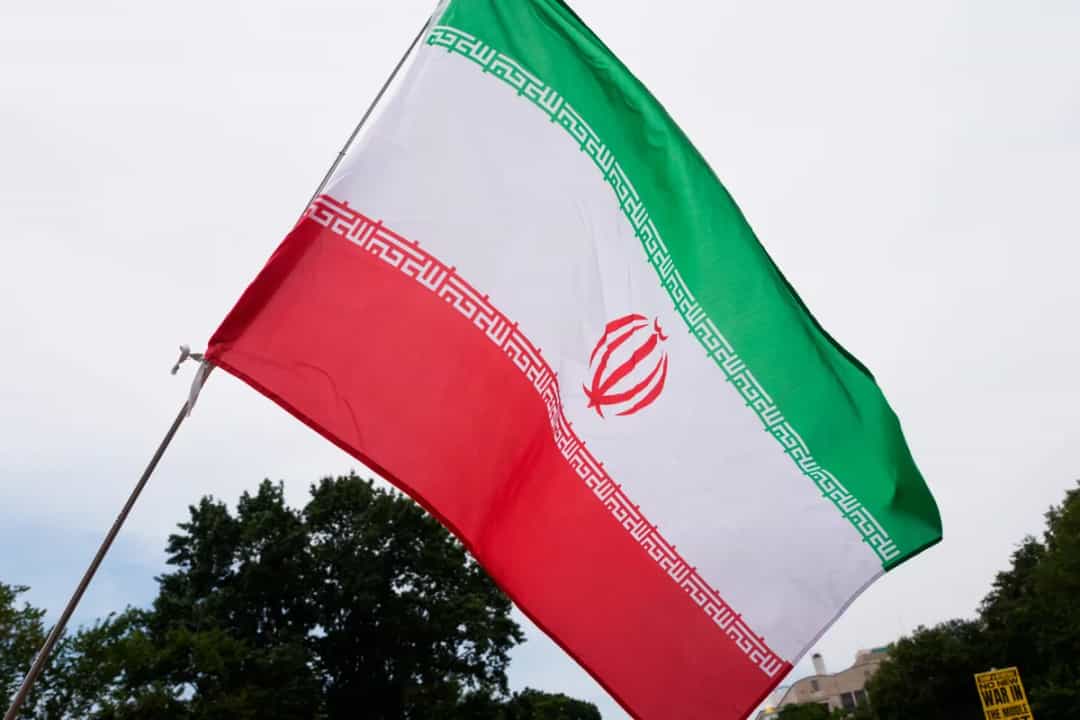 بلومبرگ: بورس تهران مثل بیت کوین ۲۰۱۰ است | فرصت پنهان در دل تحریم ها