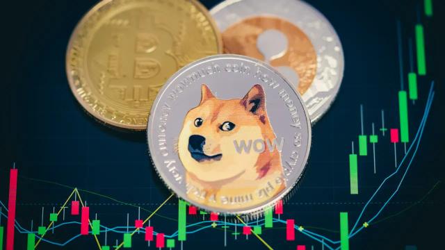 تعویق تصمیم SEC درباره ETF های Dogecoin و XRP